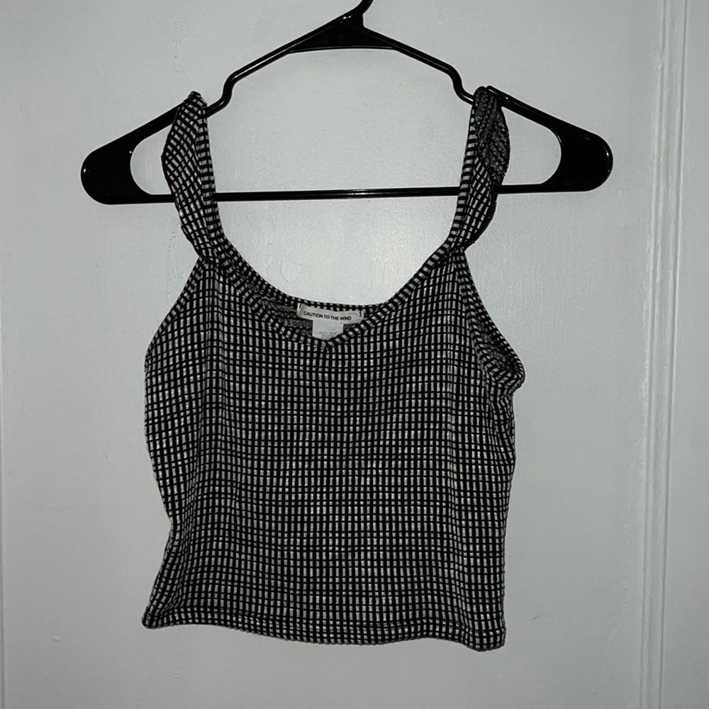 Sleeveless crop top